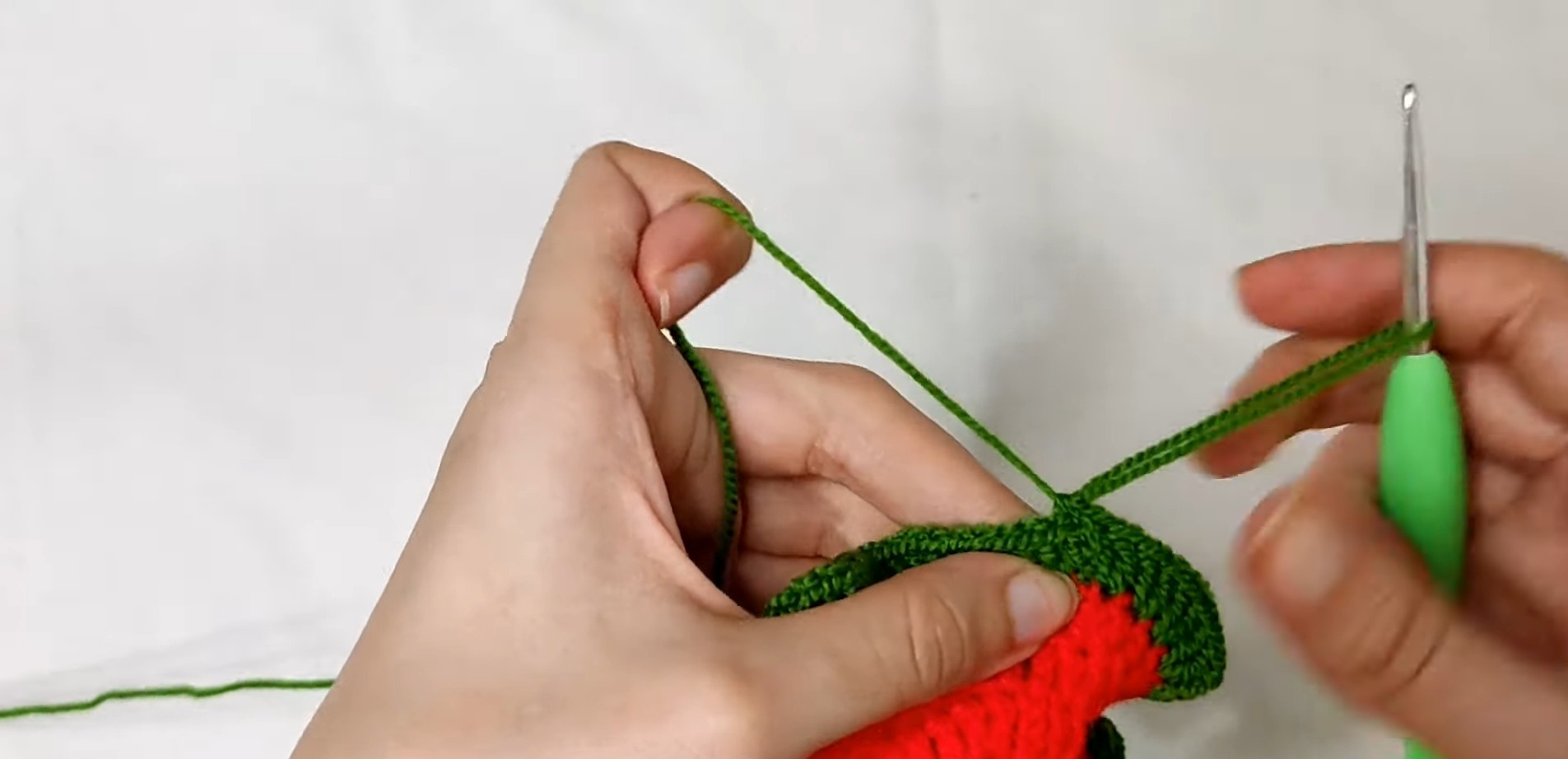 Easy Crochet Strawberry Coaster Tutorial – Simple & Charming