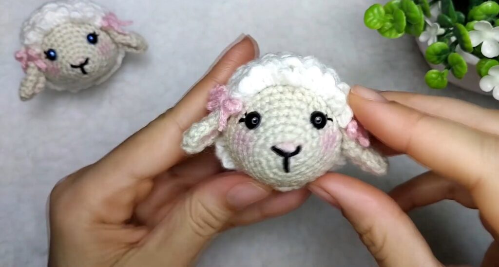 How to Make a Crochet Sheep Keychain Pattern