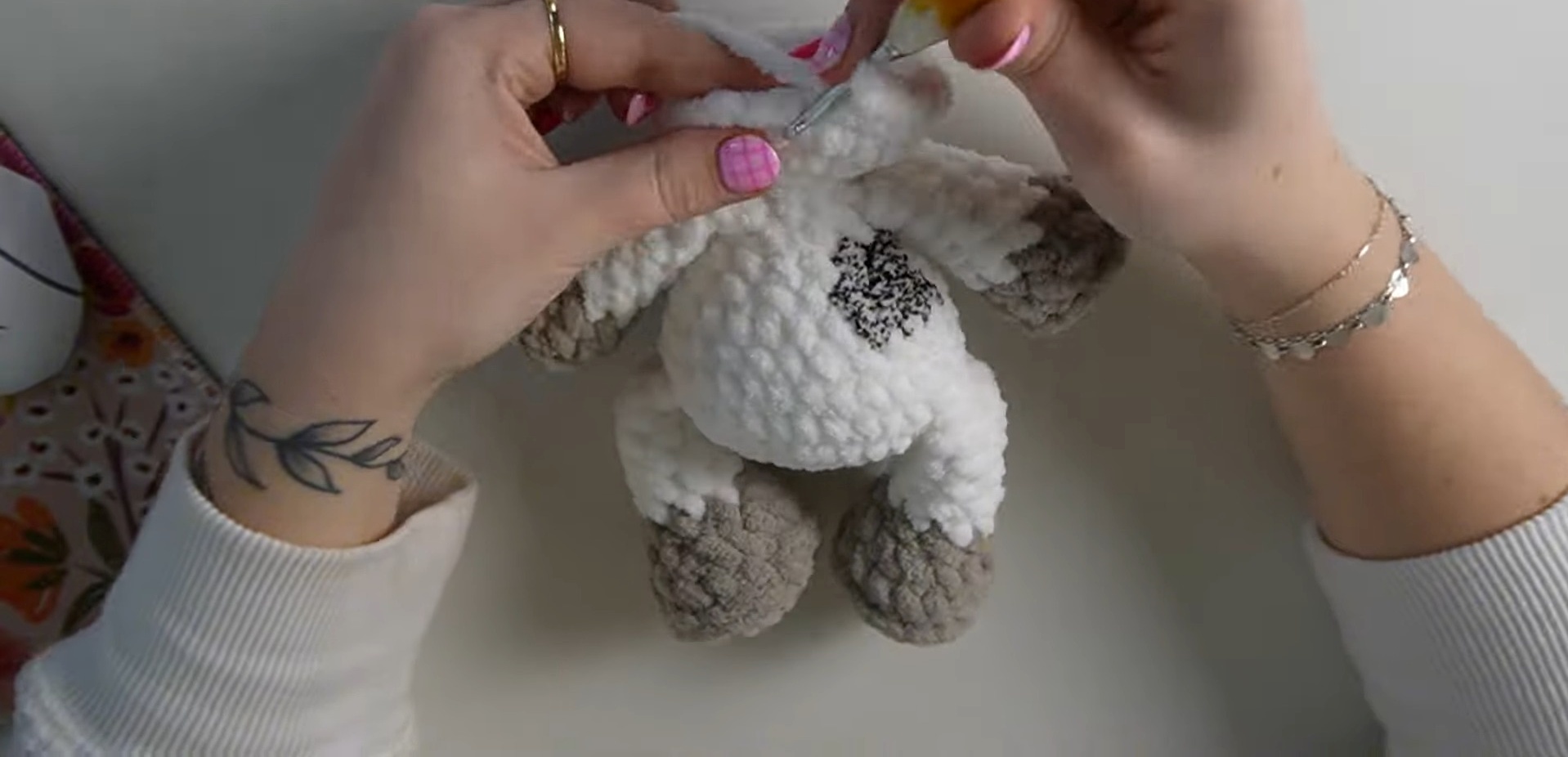 Crochet a Low-Sew Cow in Overalls with Simple Techniques