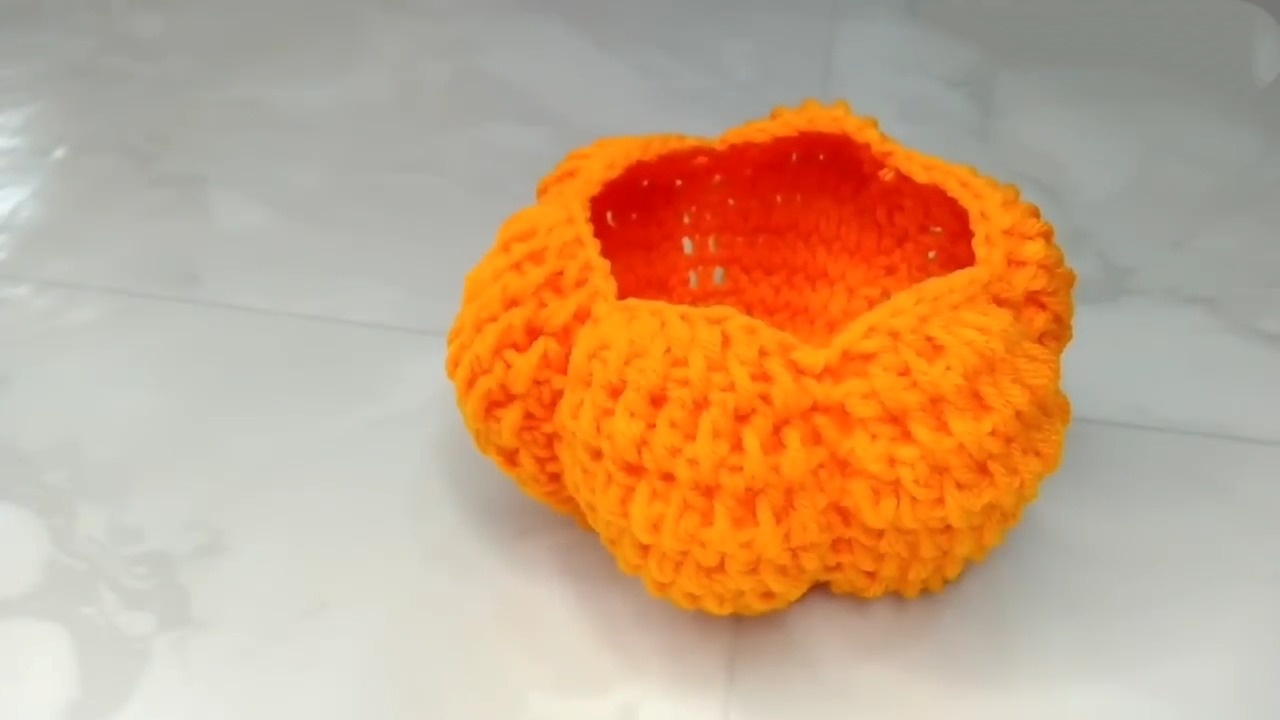 How to Crochet a Beautiful Pumpkin