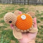 Crochet Pumpkin Pie Turtle for Seasonal Charm and Functionality