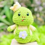 Crochet Snake with Bib Pattern - Flexible Amigurumi Snake