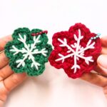 Easy Crochet Snowflake Keychain – Perfect Handmade Gift or Accessory