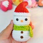 Festive Crochet Snowman Tutorial for Handmade Winter Decoration