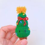 How to Crochet a Christmas Tree Ornament for Any Holiday Decor