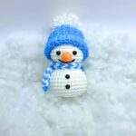 How To Crochet A Snowman That's Perfect For Winter Décor And Festive Gifting