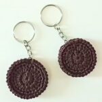 Crochet Oreo Keychain Pattern – Sweet Handmade Accessory