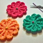 Crochet 3D Flowers Using Scrap Yarn
