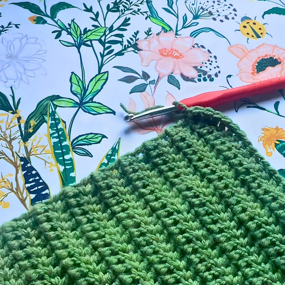Beginner’s Guide For Double Crochet to Mastering This Timeless Stitch