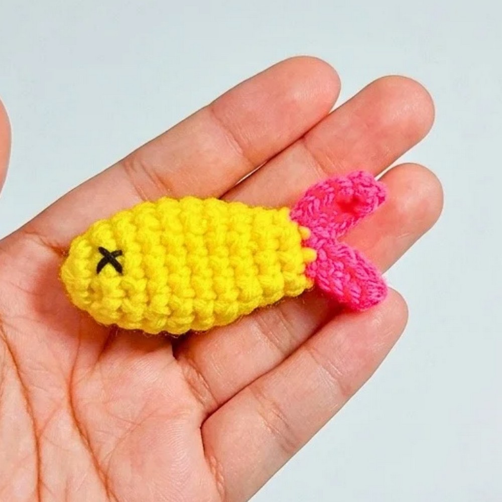 Crochet Ebi Furai Amigurumi Pattern with Orange Tail Fins