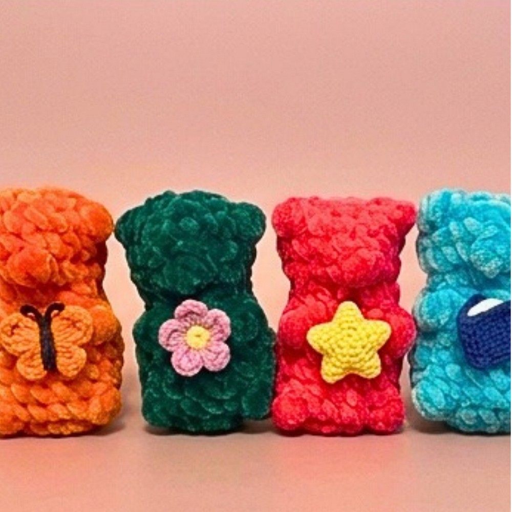 Crochet Gummy Bear Amigurumi – Easy One-Piece Pattern