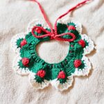 Crochet Christmas Cat Collar Pattern - Berry & Lace Design