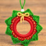 Crochet Christmas Wreath Ornament with Puff Leaves